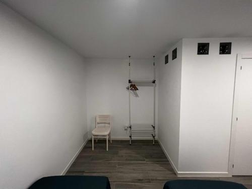 Coqueto Apartamento en el Corazón de Madrid Sol - image 6
