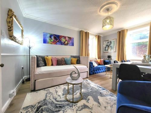 4 Bedrooms Apartment By Sensational Stay Short Lets & Serviced Accommodation, Edinburgh (photo 6)