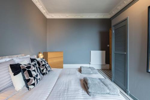 Bridge View Apartments - image 7