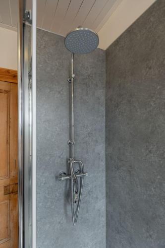 Bridge View Apartments - image 12