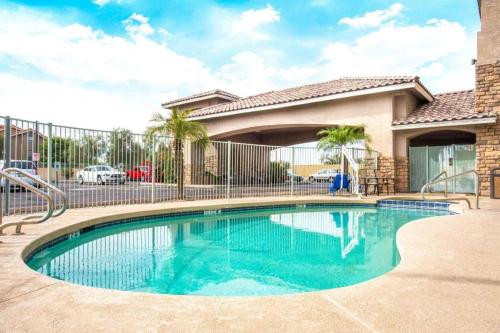 Hawthorn Suites by Wyndham Tempe/Mesa/Phoenix Area thumb 2
