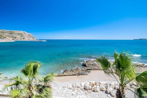 Precioso apartamento en el puerto de Jávea (Precioso apartamento en el puerto de Javea) in อาดัวนาส