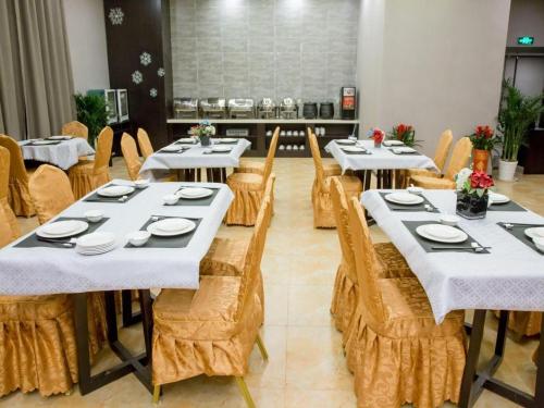 New Beacon Chuyu Hotel – Wuhan, OH