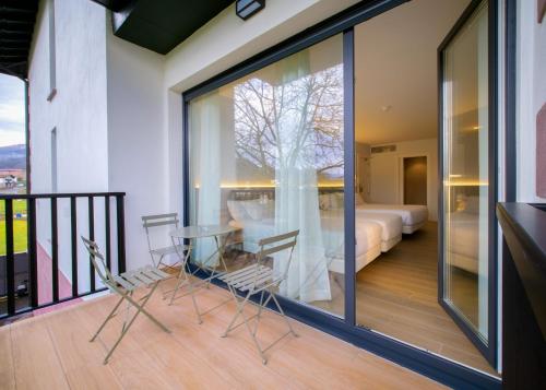 Triple Room with Balcony