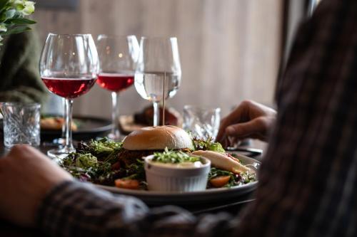 ห้องอาหาร, Fjelleventyret gårdsovernatting (Fjelleventyret gardsovernatting) in เกแรงเกอร์