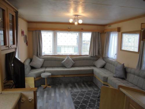 6 berth 3 bedroom Northshore Skegness Emirates