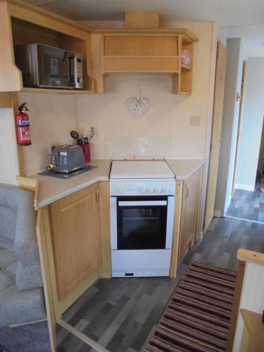 6 berth 3 bedroom Northshore Skegness Emirates