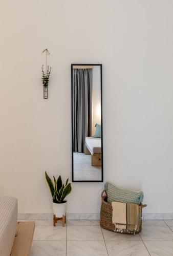 King Room image 9