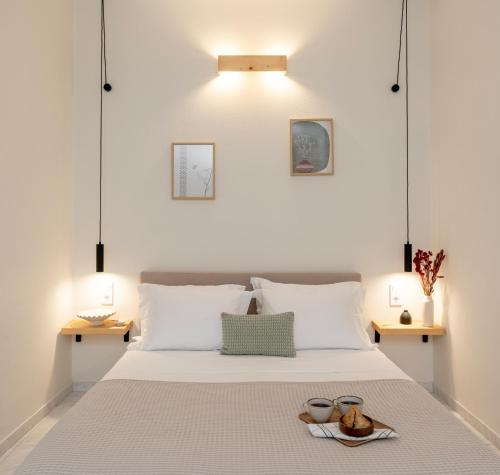 Standard King Room image 7