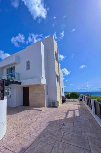 3 Bedroom Coral Bay Panorama Seaview Villa Pool