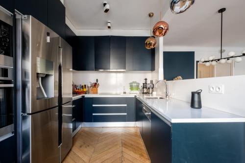 Veeve - Modernist Blues in Saint Germain - image 4