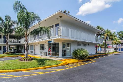 Motel 6-Jacksonville, FL - Orange Park