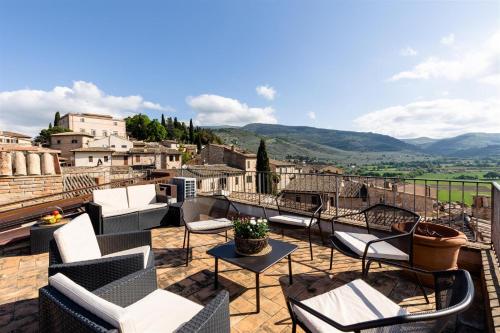 TERRAZZA PANORAMICA large terrace, A/C, lift