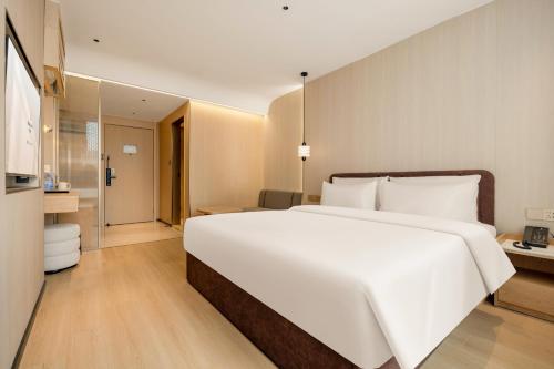 1 queen bed