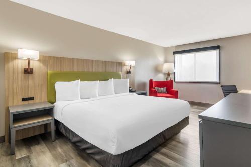 Country Inn & Suites by Radisson, Atlanta Airport South, GA