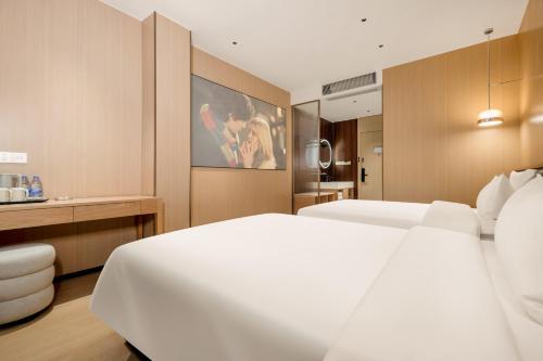 2 twin beds