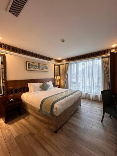 room detail thumbnail 0
