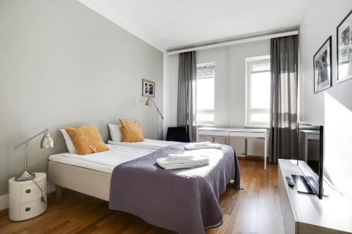 Kotimaailma Apartments Kamppi - 1BR in the city center, Helsinki
