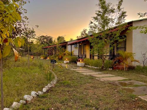 B&B Tala - Grand Narmada Homestay Resort-Bandhavgarh - Bed and Breakfast Tala