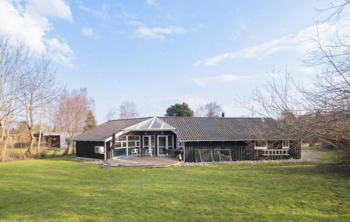 Lovely Home In Gilleleje With Kitchen