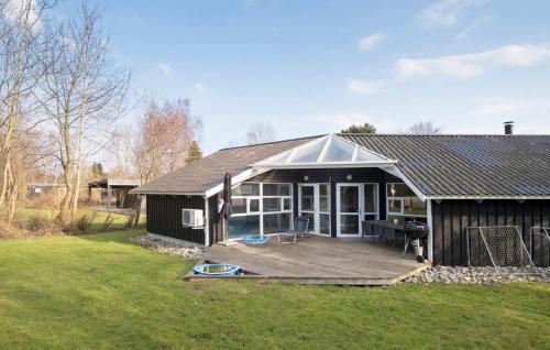 Lovely Home In Gilleleje With Kitchen