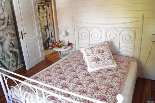 1 queen bed