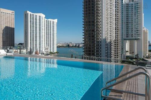 Icon Brickell, W Hotel - 2BR, Prime Location, Pool - Miami in Miami, USA
