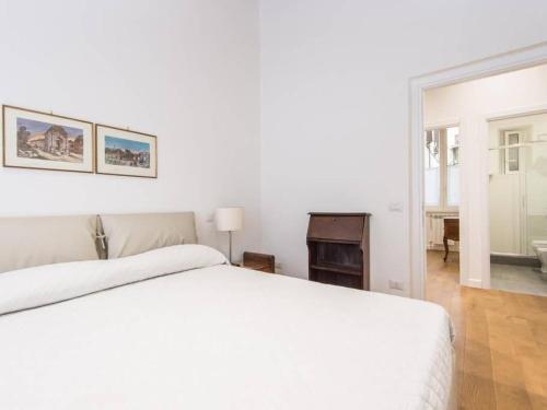 Trastevere Luxury Bright Apartment, Rom (Foto 2)
