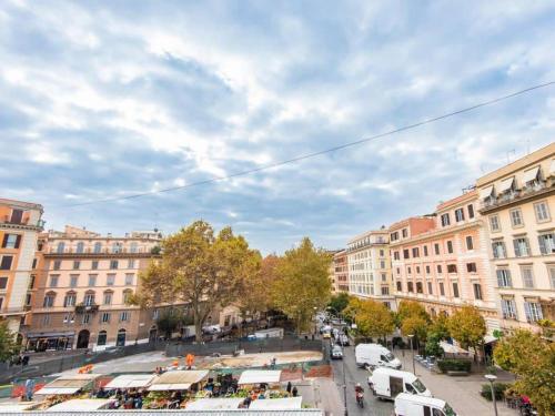 Trastevere Luxury Bright Apartment, Rom (Foto 3)