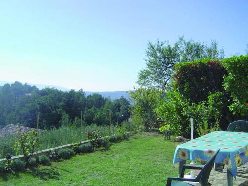 Gîte Le Val des Fées classés deux étoiles (Gite Le Val des Fees classes deux etoiles) in Roussillon