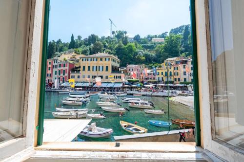 Vistas, Papù by PortofinoVip (Papu by PortofinoVip) in Portofino