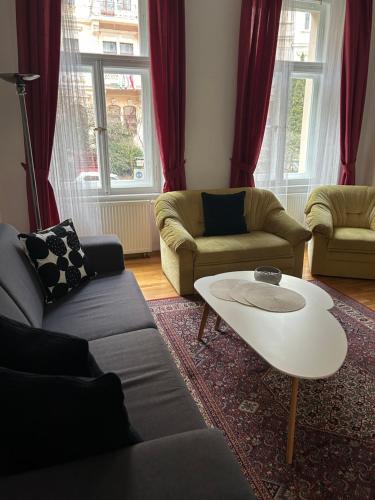 Apartment Sadova - image 5