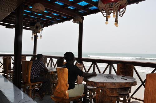 OCEAN6, Accra (photo 7)
