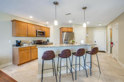 Downtown St Joseph Condo with Balcony and Harbor View in Saint Joseph, USA