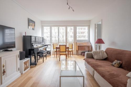 Veeve - Auteuil Adagio - image 12