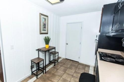 Birmingham Brickstone With Backyard Privacy - image 9