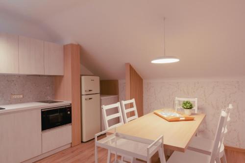 Luxury 2 bedroom NEW apartment with private parking, Lublaň (fotografie 9)