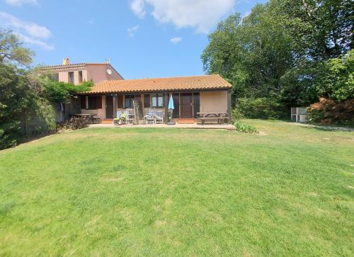 soleil catalan mas isolé 2km mer ok chéques vacances animaux 4pers 3000m2 jardin wifi 50m2 - Location saisonnière - Elne