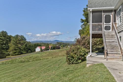 -Mountain Views-Great location-Near DuPont and Pisgah Forest home