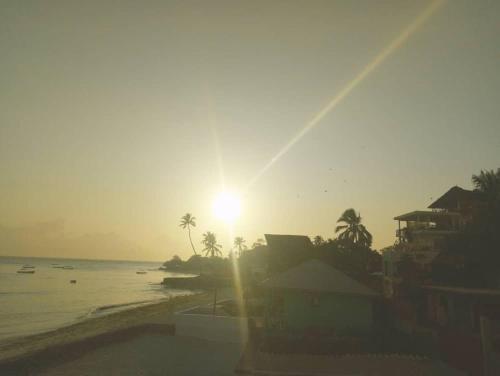 MINAZI BEACH BUNGALOWS