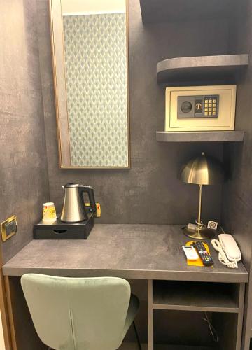 Single Room image 3
