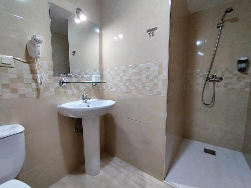 Hostal Madrid I - image 12