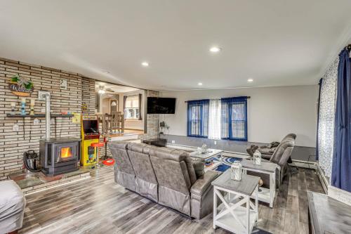 Waterfront Wallkill Duplex Home w/ Fire Pits! in Gardiner (NY)