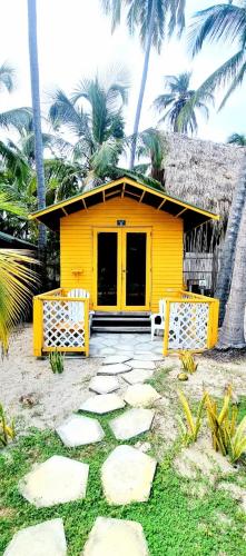 Сад, Blue Mango Beach Hotel in Калабазо