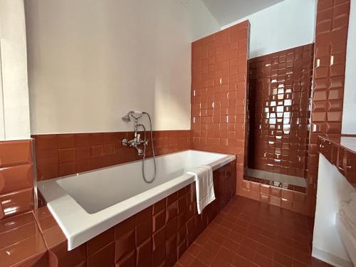 Room, deluxe