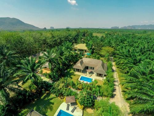 Swimming pool, Eden Villas Krabi in Ban Nai Sa