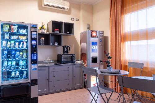 Easy Space - image 12