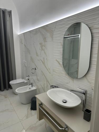 Standard Double Room image 8
