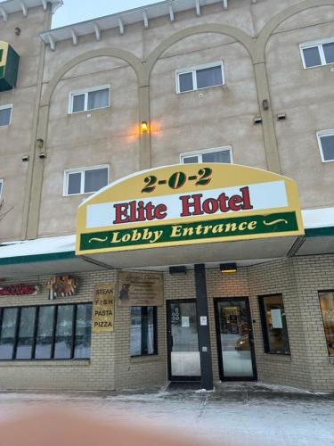 Elite Hotel "Downtown Center" " Ski & Northern light Tour"