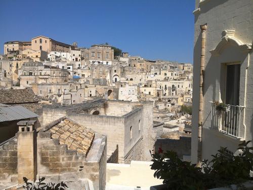 Alla dimora di Chiara Suite and Rooms